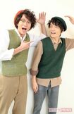 整体に行ったら背が伸びたという岡山(写真右)に対して、伸びてる~! と祐二ばりのリアクションで応える浅香。ふだんは175センチと182センチ! 撮影/佐藤靖彦