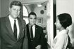 1962年10月には、ホワイトハウスでジョン・F・ケネディ米大統領と面談。この約1年後、ケネディは凶弾に倒れた