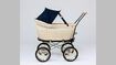 夫婦が双子のために使っている最上級モデル『プスプス ブラックシリーズ』(『東京乳母車』HPより)