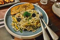 イタリア人の“食”へのこだわりは「まるで海原雄山」イギリス大使館にも抗議した“面倒なおせっかい”の真…