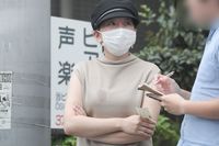 加藤茶が緊急入院していた！ 直撃取材で見えてきた綾菜夫人の「判断」