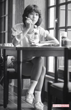 松田聖子。パフェを食べながらの取材で（'80年撮影）