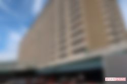 容疑者と夫が1年ほど前まで暮らしていた団地。当時から少年少女のたまり場に……