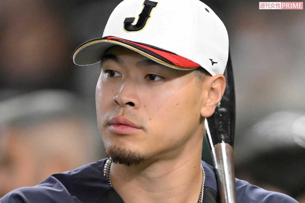 阪神・佐藤輝明、混雑する広島市の風景にまさかの写り込みでファン騒然！掲載の中国新聞は「認識していなか…