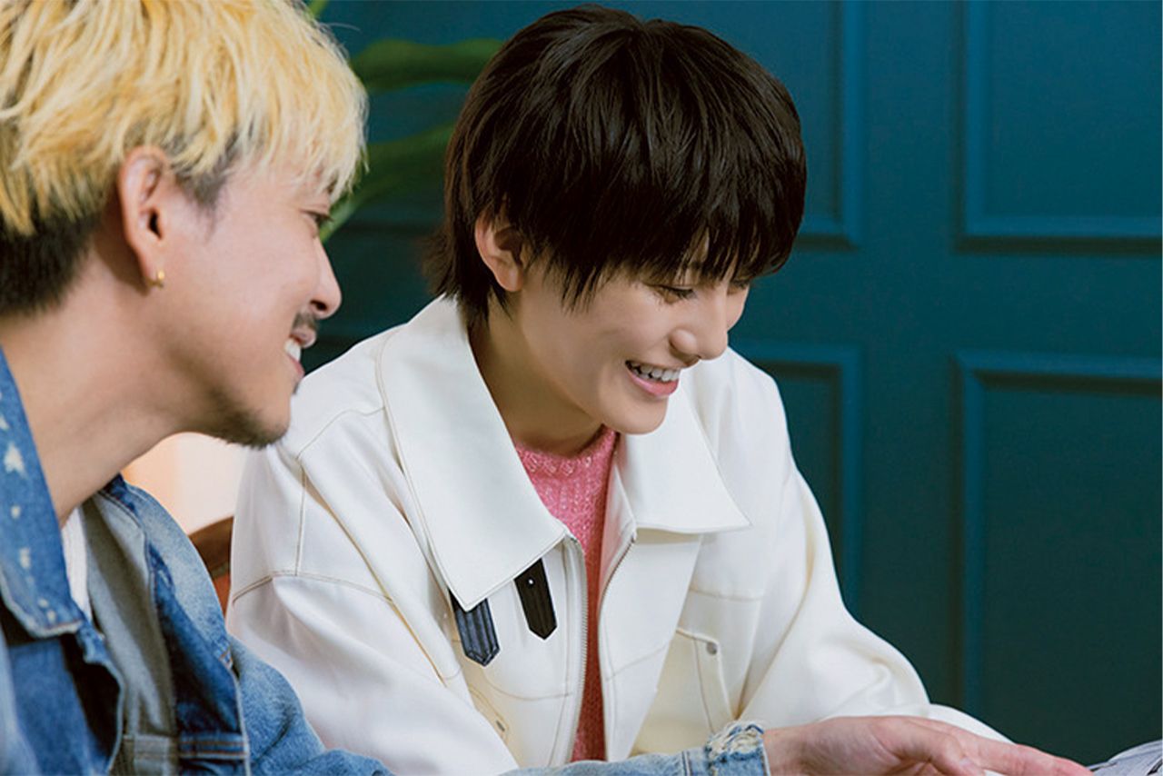 JUNON3月号の企画で、憧れの佐野岳さんとの対面を果たした佐藤倖斗さん　撮影／booro