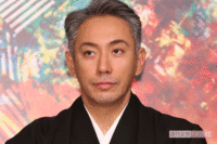 市川海老蔵、30億円“襲名披露公演”よりも愛娘・ぼたんを歌舞伎座に！ 深まり続ける松竹との溝