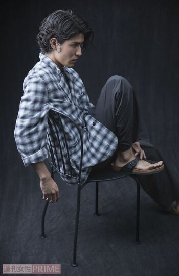 寛一郎　撮影／廣瀬靖士　ヘアメイク／AMANO　スタイリング／坂上真一