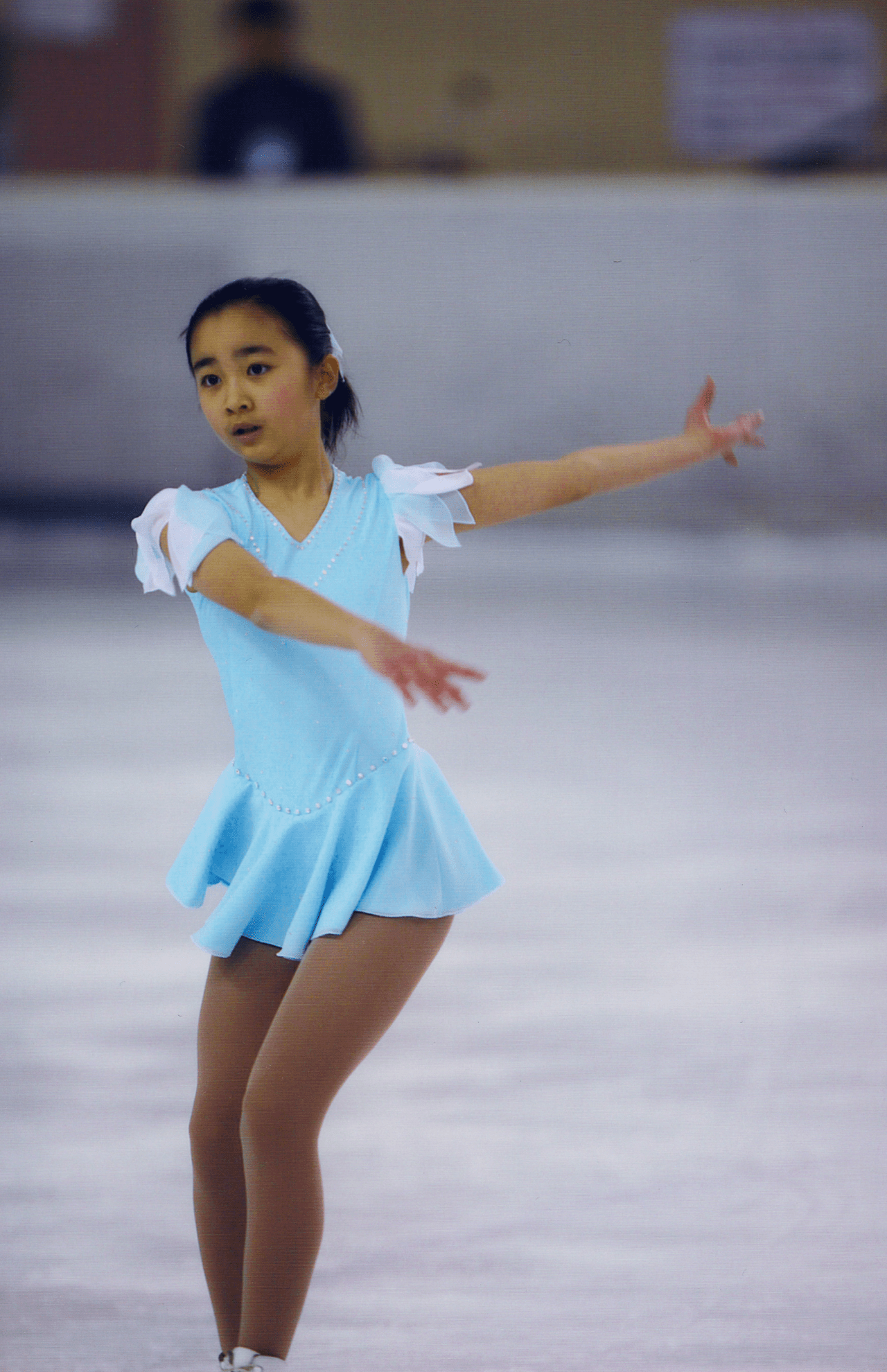 中学1年のときに出場したフィギュアスケート大会で、ジャンプやスピンなどの演技を披露（2007年4月1日）