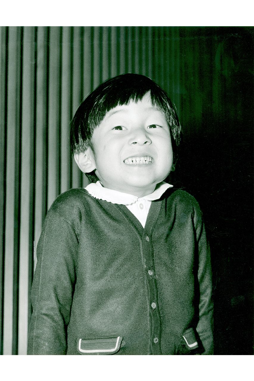 1965年11月、弟君の礼宮さま誕生で喜びの表情をみせる　撮影／本誌写真班、宮内庁提供、JMPA