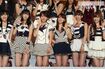 “会いに行けるアイドル”のコンセプトのもと、ファンとの距離を縮めたAKB48。アイドルのグループ化に拍車をかけた