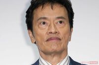 遠藤憲一が投稿したひな祭り画像に「いいね」の嵐、韓国で人気の“カチモリヘア”にギャップ萌えの女子多発