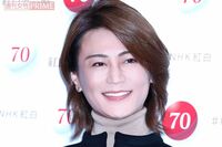 氷川きよし、“お肌ツルツル”の自撮り投稿で「また美しくなった」と話題！究極の美意識と健康志向のその先