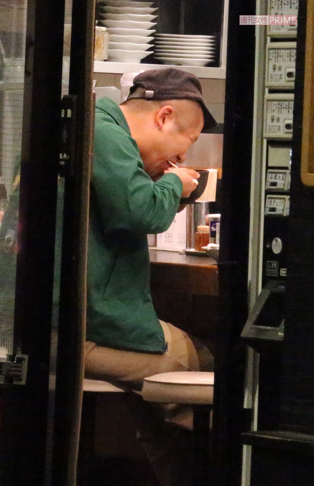 お一人様だった澤部は夕食のつけ麺を掻き込んだ（2012年）