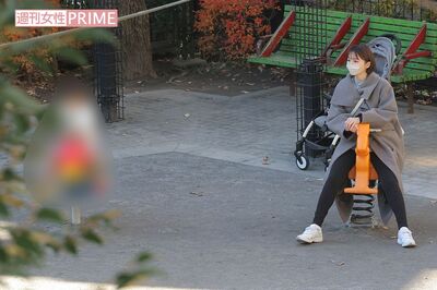 12月25日、自宅近所の公園に娘を連れて現れた篠田麻里子