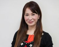 整形級メイクの元祖『OLヴィジュアル系』が復活した理由