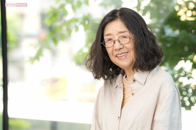 作家・井上荒野が新作『アクリル』で切り込んだ夫婦の“歪みと幸せ”「推し活は異様なことだと思っていた」