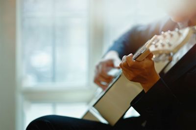 木村拓哉が３年ぶりに“声帯リハビリ”で、「SMAPを歌い継ぐ」可能性