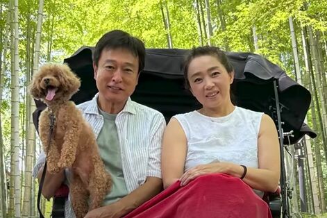 太川陽介、妻・藤吉久美子と仲睦まじい動画を配信するも、世間は忘れていなかった7年前の“恐怖の不倫会見…