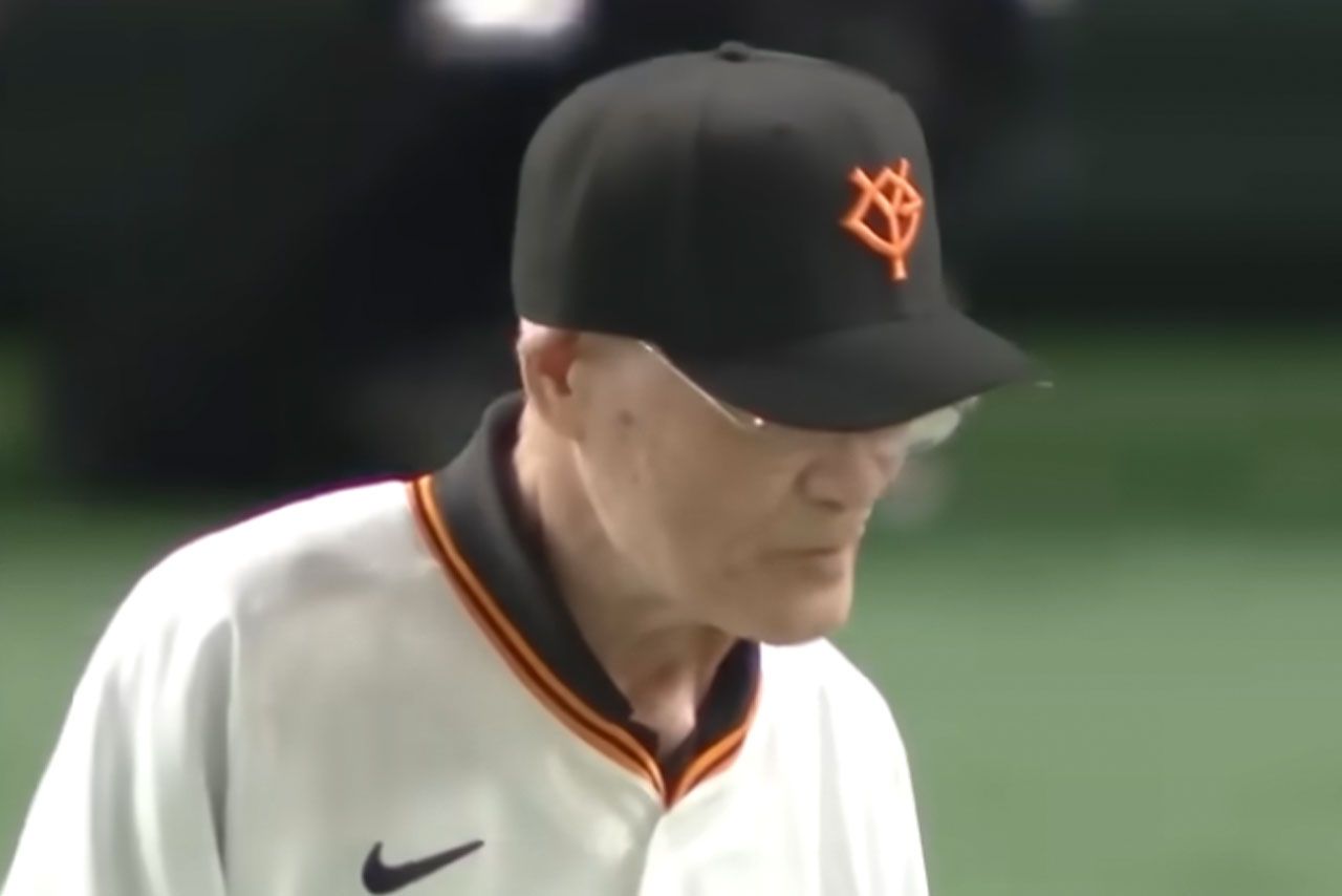 『王貞治デー』のファーストピッチに登場した張本勲（DRAMATIC BASEBALL 2024公式チャンネルより）