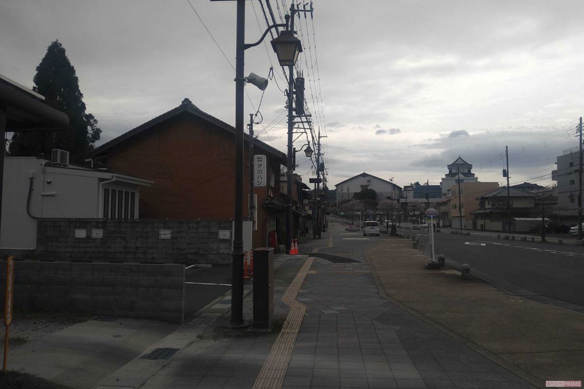 安達さんの行方がわからなくなった京都府南丹市園部町のメーンストリートには防犯カメラが５台設置されているが