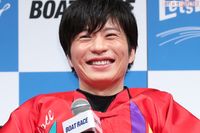 『おっさんずラブ』で大人気となった田中圭、スーパーであるものを爆買い⁉︎