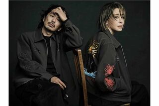 ヨウジヤマモトが手掛ける『WILDSIDE YOHJI YAMAMOTO』とクリエイティブスタジオ『MOSS STUDIO』のコラボコレクションでモデルとして起用された、俳優の森田剛と宮沢りえ夫妻（ブランド公式サイトより）