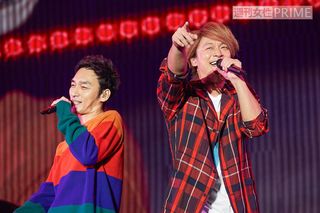 「お客さんを前に生でパフォーマンスするっていうのは、僕らにとっては原点なのかなって改めて思った」と草なぎ。ファンミーティング『NAKAMA to MEETING_vol.1』では、号泣するファンの姿も