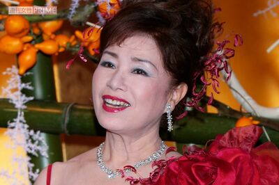 認知症で介護生活を送る五月みどり「病気さえなければ、もっと歌や演技を」実妹が明かした現況と“今後のお…