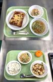 ピクサー風の画像で話題の区立小学校HPには給食のその日の写真もアップされていた