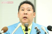 NHK党・立花孝志襲撃事件で“棒立ち”警備の警察官に批判、元警官が指摘した「もう早く帰りたい」“本音と…