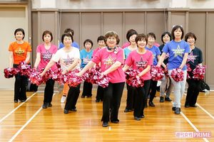 練習中はいつも真剣。結成当初は1年に1曲のペースで仕上げていたが、20周年記念の大会では11曲踊った