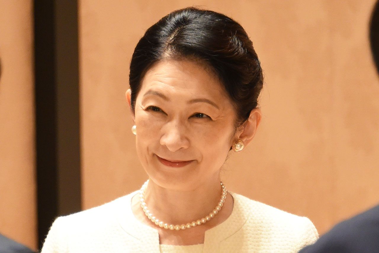 8月18日、パラグアイ訪問前の紀子さま