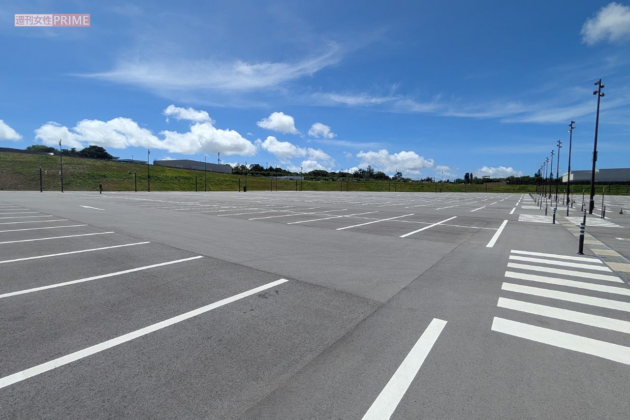 帰る14時頃でもジャングリア沖縄の駐車場にはかなり空きがあった　撮影／編集部