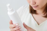 「がんに効く」「疲労回復」「-10kg痩せた」実はNG!? 化粧品や健康食品の違法広告・違法ワード