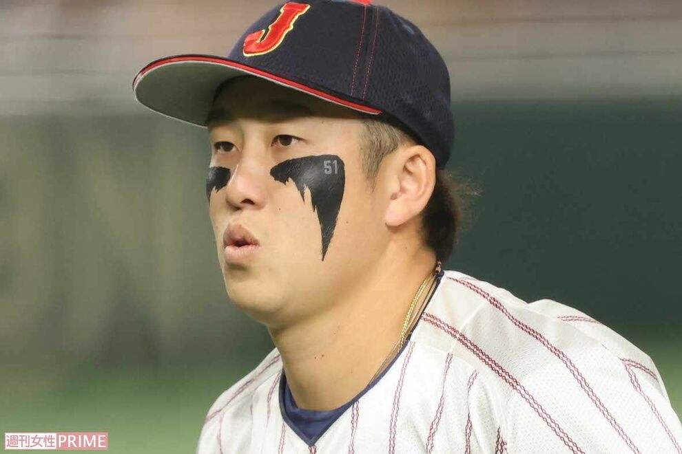 広島・小園海斗《ビール売り子と密着》報道の裏で「俺とは結婚できひんな」離婚直後に“嫁探し”自虐ファン…