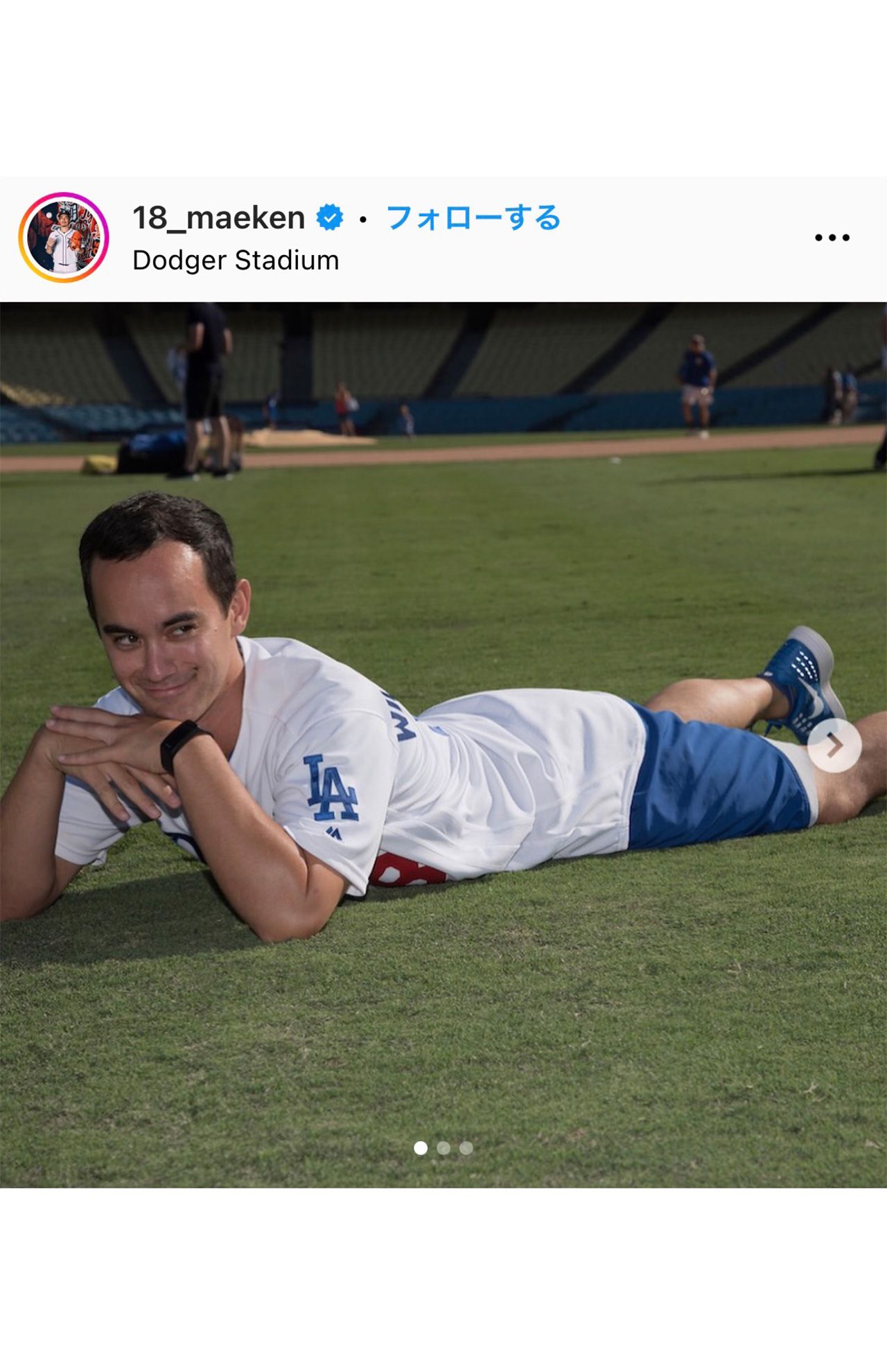 水原一平氏の代わりに通訳を務めるウィル・アイアトン氏（前田健太のインスタグラムより）