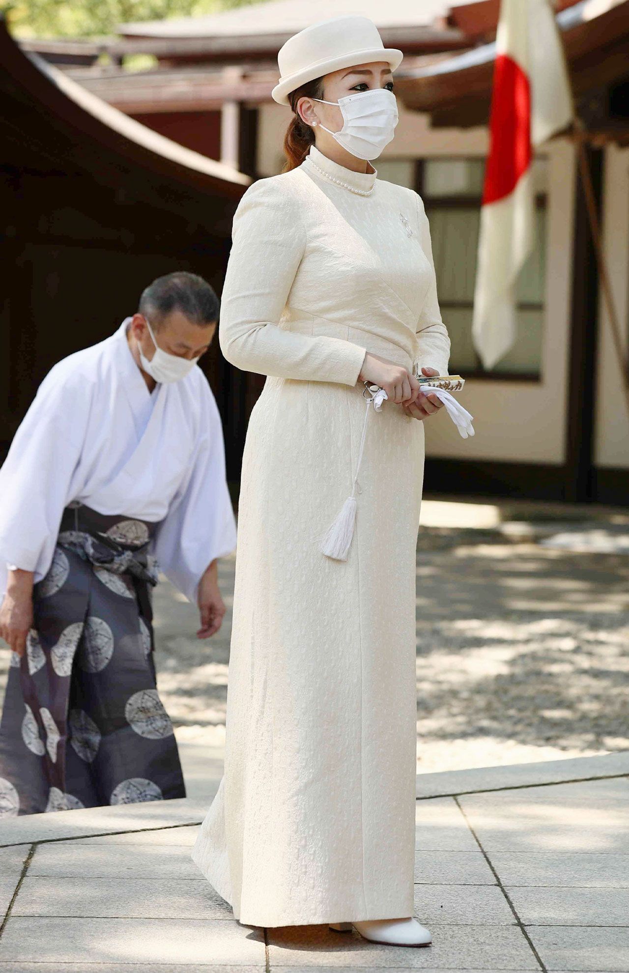 '22年、明治天皇百十年祭に出席された瑤子さま　撮影／JMPA