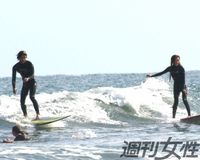 木村拓哉 千葉のホームビーチにもサメ出没でNOサーフィン