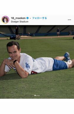 水原一平氏の代わりに通訳を務めるウィル・アイアトン氏（前田健太のインスタグラムより）