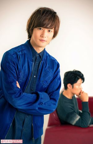 鈴木亮平と白石隼也　撮影／伊藤和幸