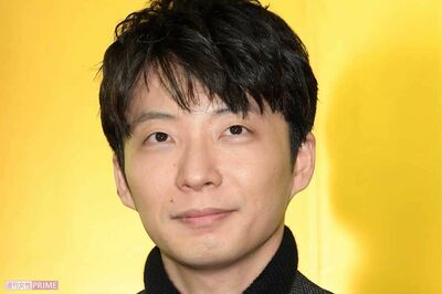 星野源、『NHK紅白』での“長い沈黙”と笑顔ない“固い表情”、異例の曲目変更に納得せずかとネットで話題
