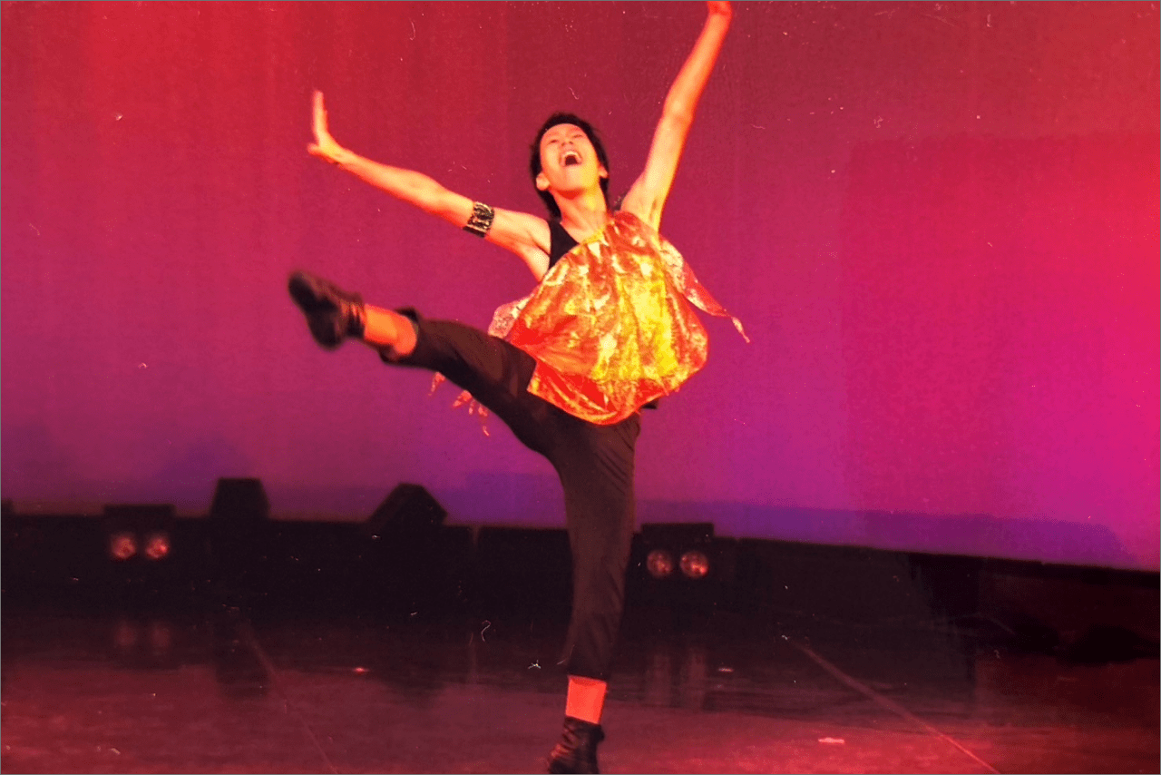 ダンスの発表会で。自分を表現する楽しさを知ったという