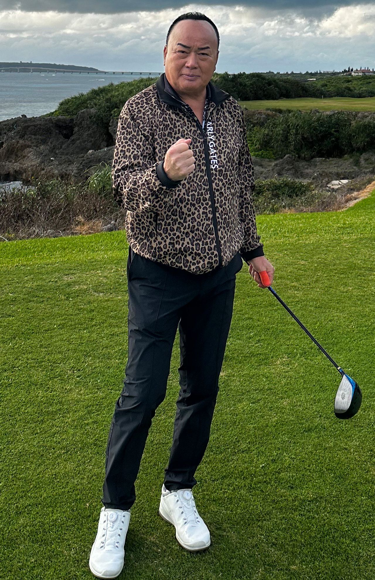 別のゴルフウェアを着る細川たかし（本人提供）