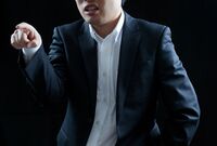 「ゴキブリを持って土下座」「電話越しに排泄音」悪質クレーマーからの被害がエグい