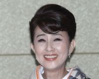 秋吉久美子、出演舞台｢ふさわしくない｣で急きょ白紙に