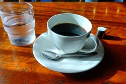 【生活習慣編】最新科学が白黒つける「本当に身体にいいこと」7選！“睡眠の質を下げる”のはアルコールorコーヒー…医師がジャッジ！