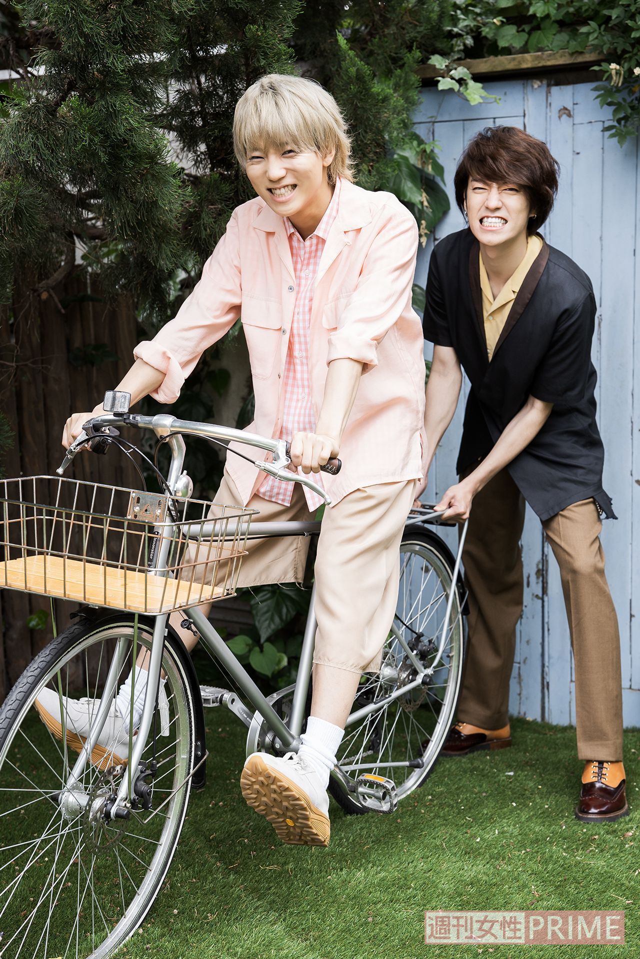 安井謙太郎(左)、森田美勇人(右)　撮影／廣瀬靖士