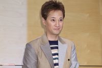 中居正広の個人事務所を訪ねてみた！ ドアをノックして現れた「70代男性」