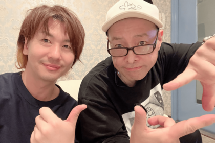 配信番組『愛介＆誠人の弾き語りTV』で共演中の八木愛介と