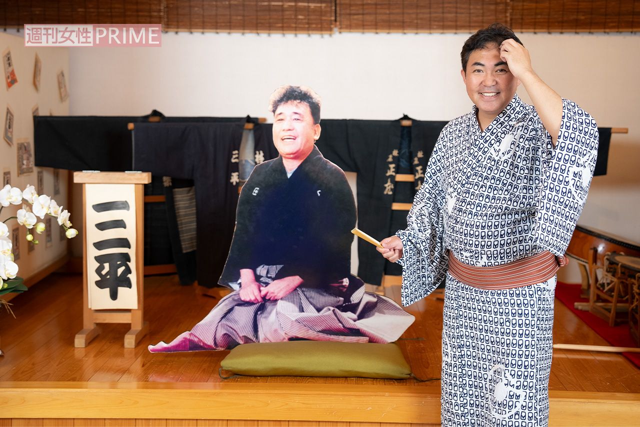 林家三平。父の記念館『ねぎし三平堂』（東京・根岸）で　撮影／伊藤和幸